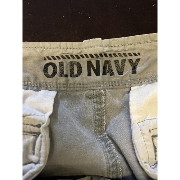 Old Navy Shorts Mens 34 Gray Chino Flat Front 100% Cotton Back Flap Pockets - Picture 3 of 4